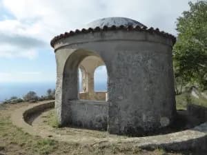 Image from Capri. 6