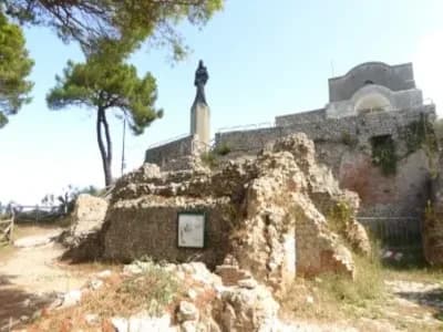 Image from Around Capri 3